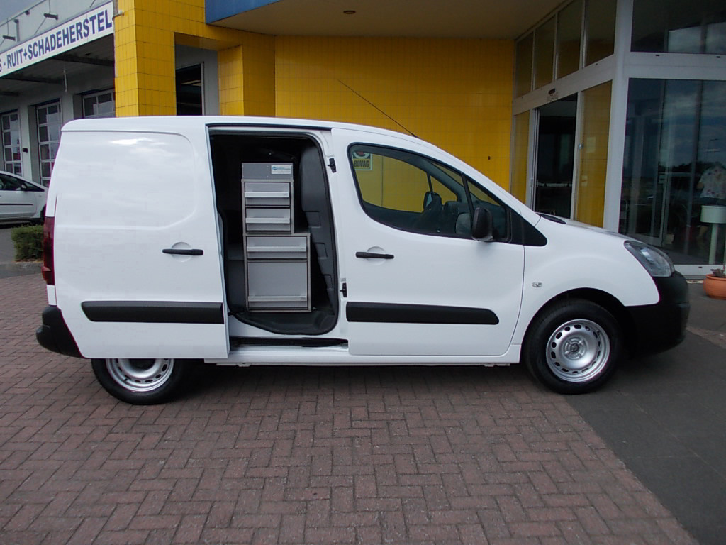 Peugeot Partner 1.6 hdi airco, cruise-contr., pdc, parrot