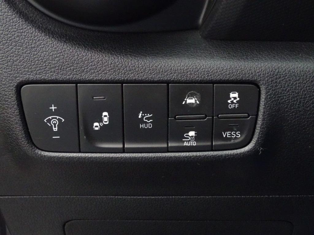 Hyundai Kona ev premium 64 kwh led | stoelkoeling | hud | pdc