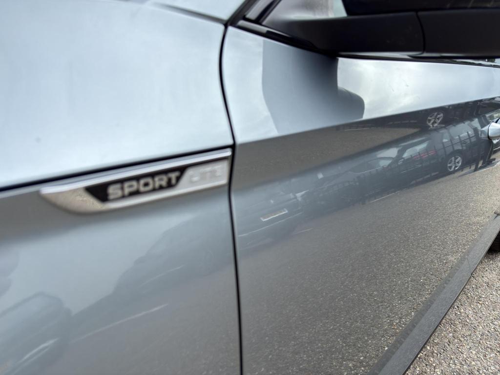 Skoda Superb 1.8 tsi sportline pano | camera | led | geheugen  | wegklap tr