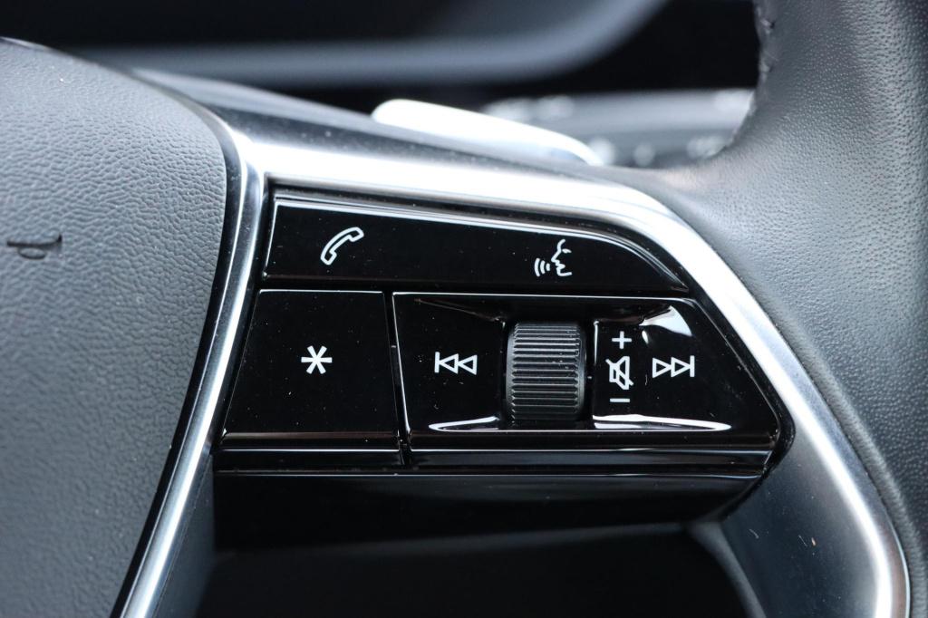 Audi E-tron 55 quattro 95 kwh 408pk | soh 91,8% |