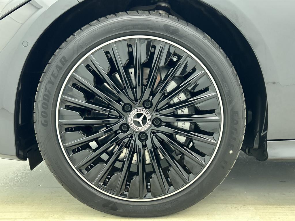 Mercedes-Benz Cle coupé 300 e amg plug-in hybride amg line | night pakket |