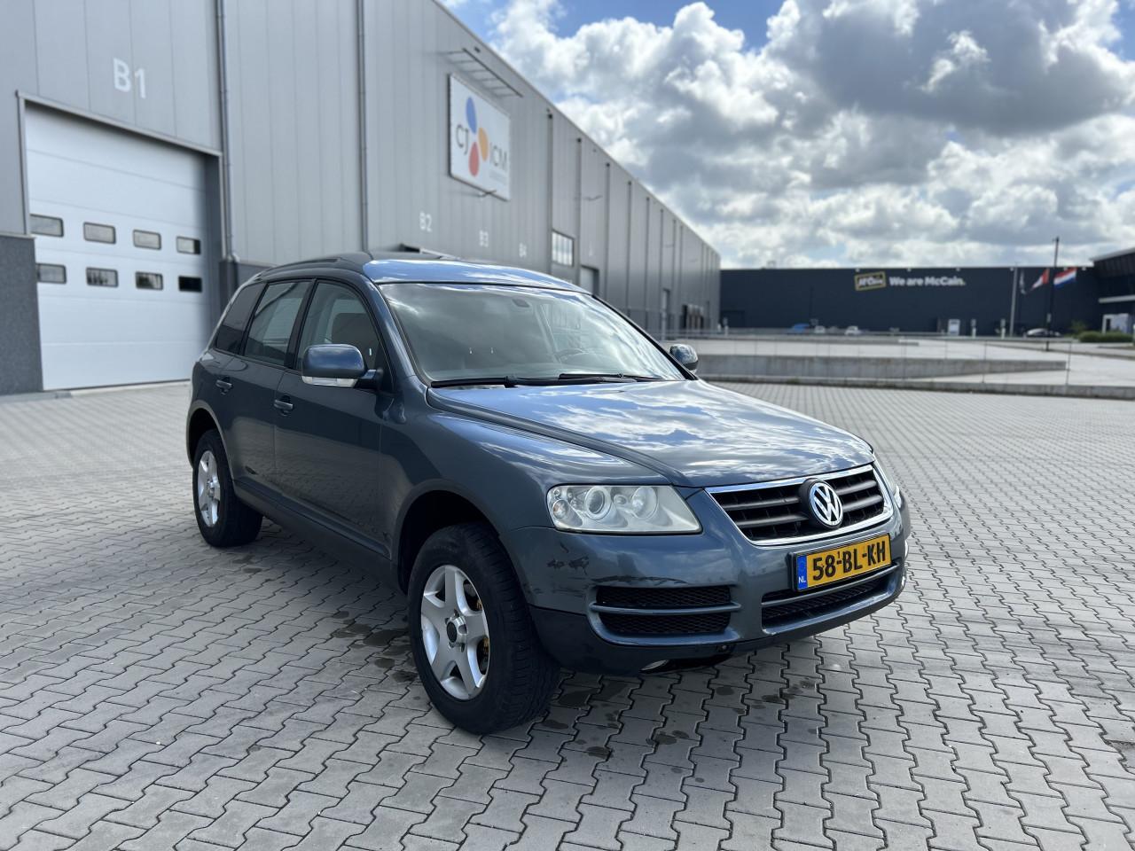 Volkswagen Touareg 2.5 TDI/GRIJS KENTEKEN/ CRUISE CONTR/NAP
