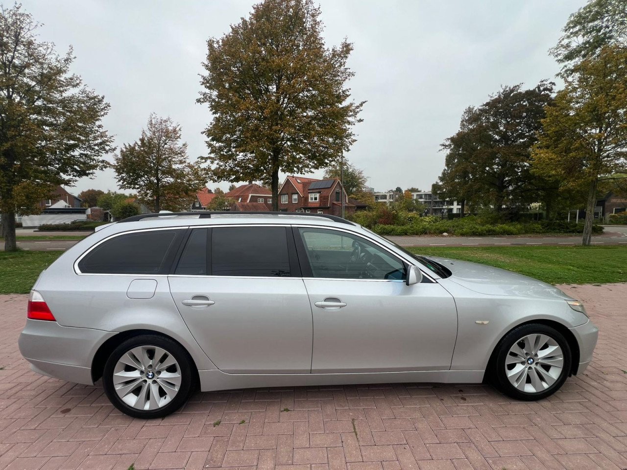 BMW 5-serie Touring 525i Executive|LEER|AUTOMAAT|NETTE AUTO|