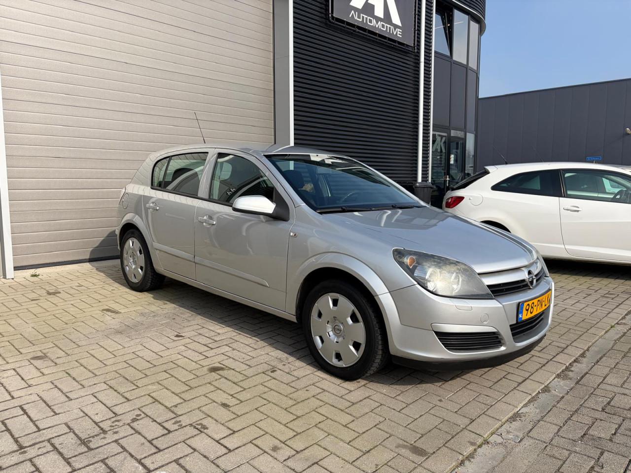 Opel Astra 1.6