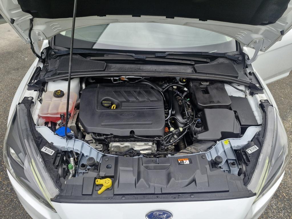 Ford Focus wagon 1.5 titanium