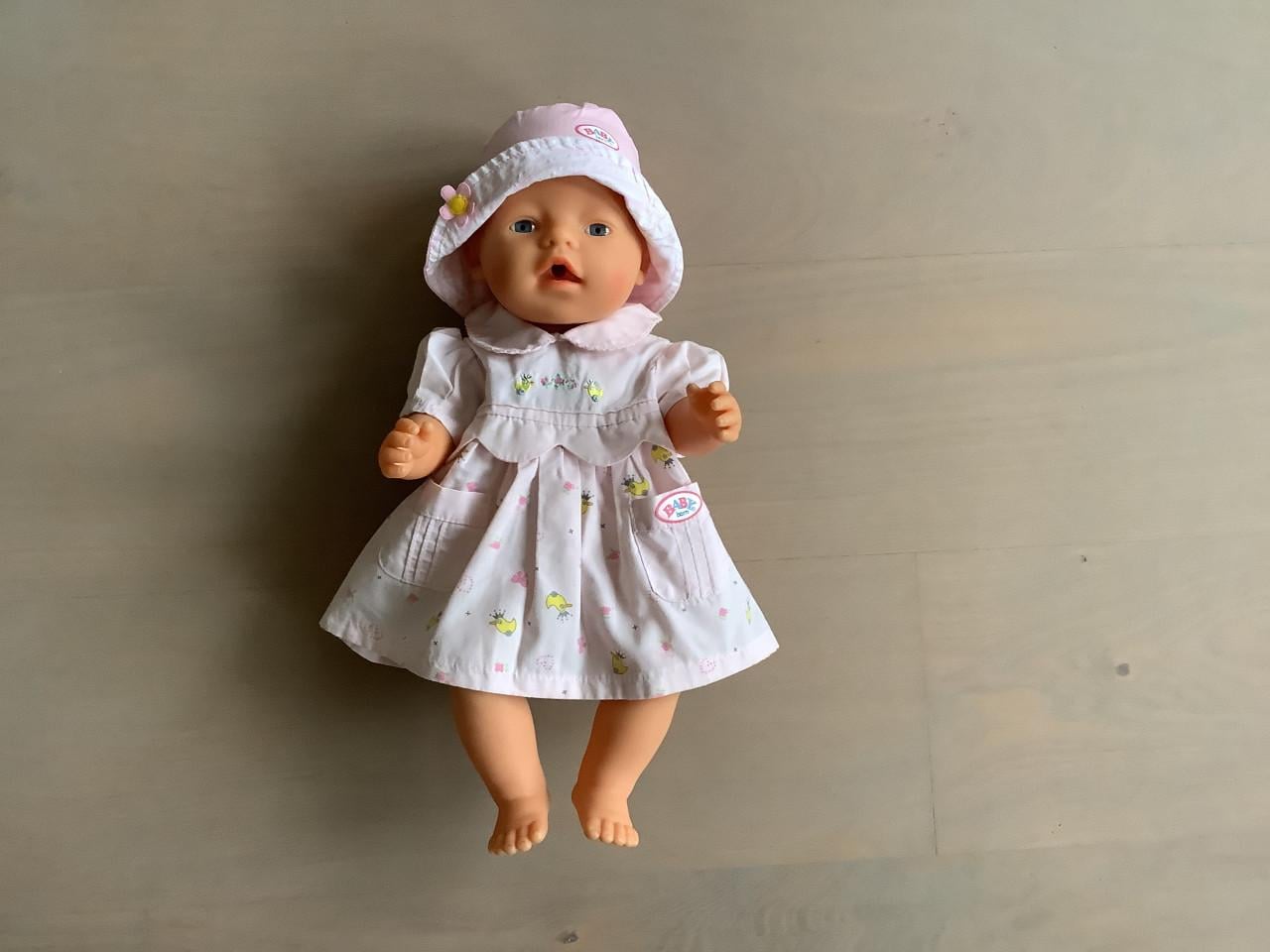 Baby Born set met schommelwieg, buggy, badje, kleertjes en accessoires