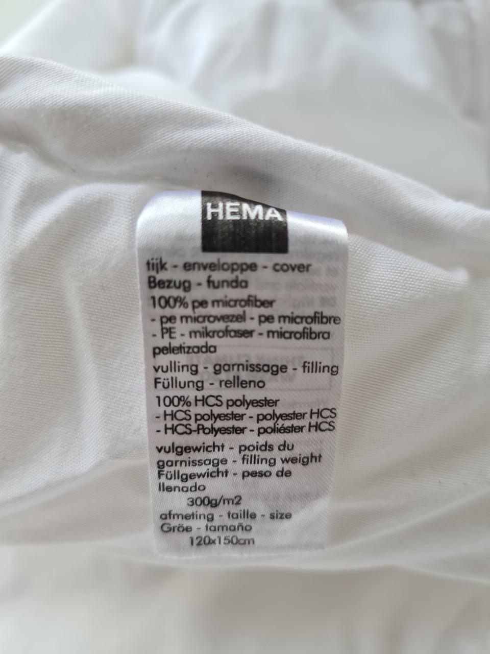 Hema zacht wit dekbed voor ledikant 140X110