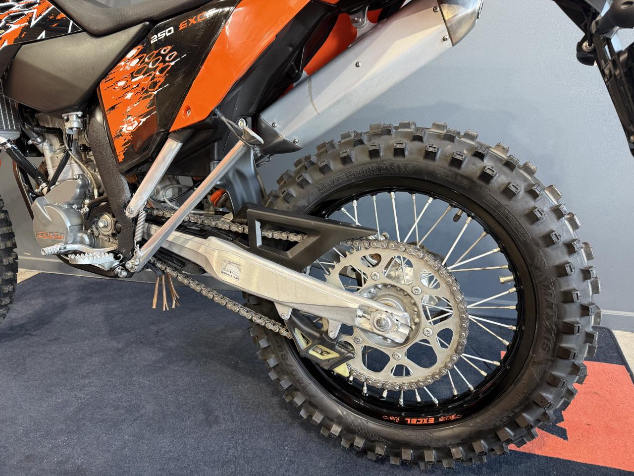KTM 250 EXC-F bijna nieuw!