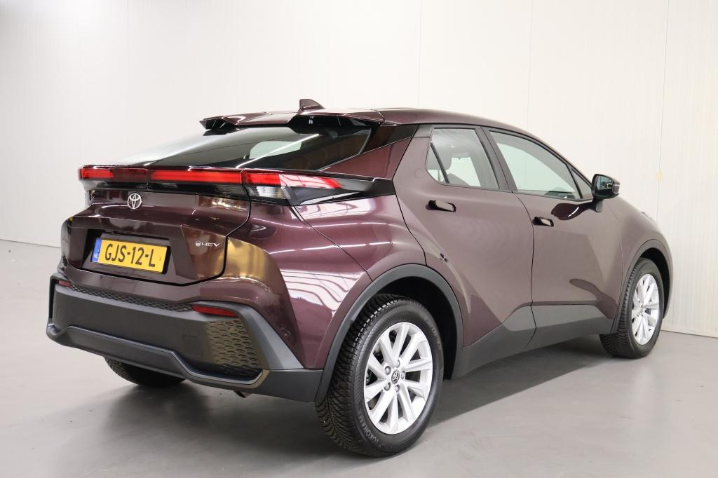Toyota C-hr 1.8 hybrid 140 active