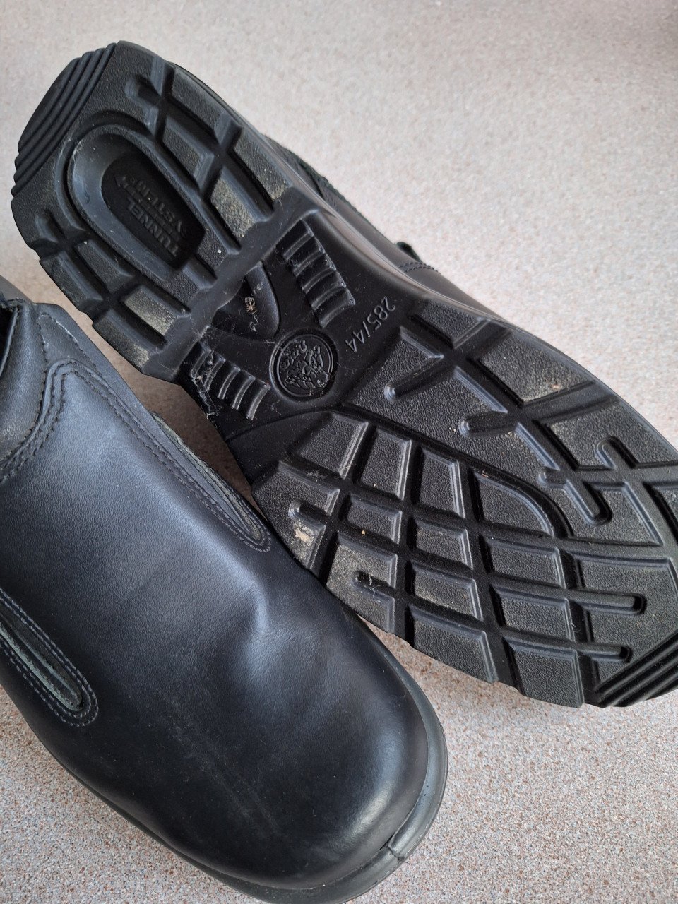 Werkschoenen merk Bata maat 44