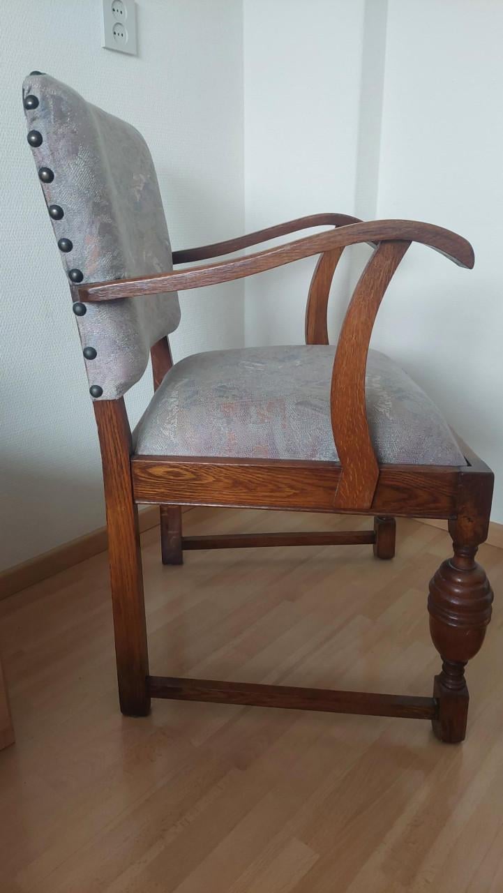 Mooie Antieke Armstoel