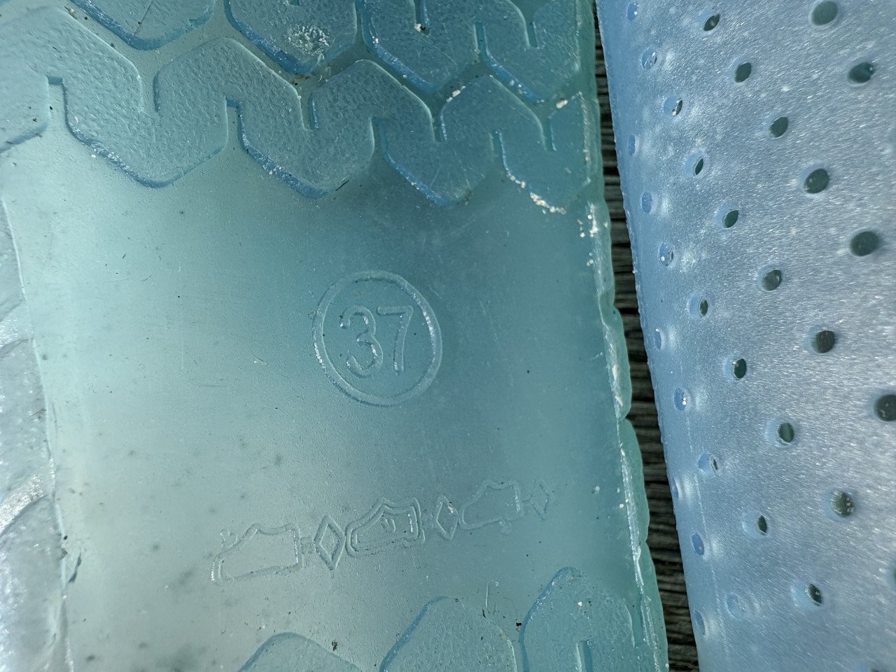 Waterschoenen maat 37