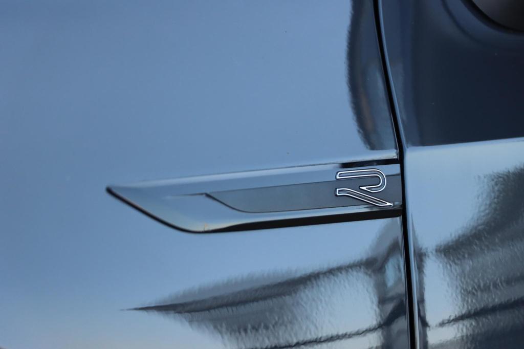 Volkswagen Golf 1.5 etsi r-line 130pk dsg7