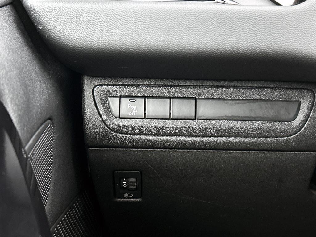 Peugeot 208 82 pk active | rijklaar | trekhaak | navigatie | apple carplay 