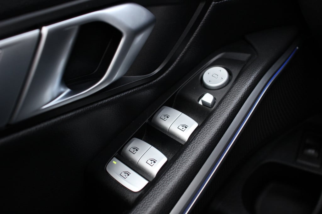 BMW 3-serie touring 330i high executive edition | m-sport | pano. | leder |