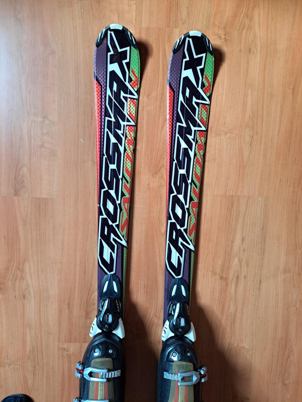 1 set Ski's + schoenen maat 42-43