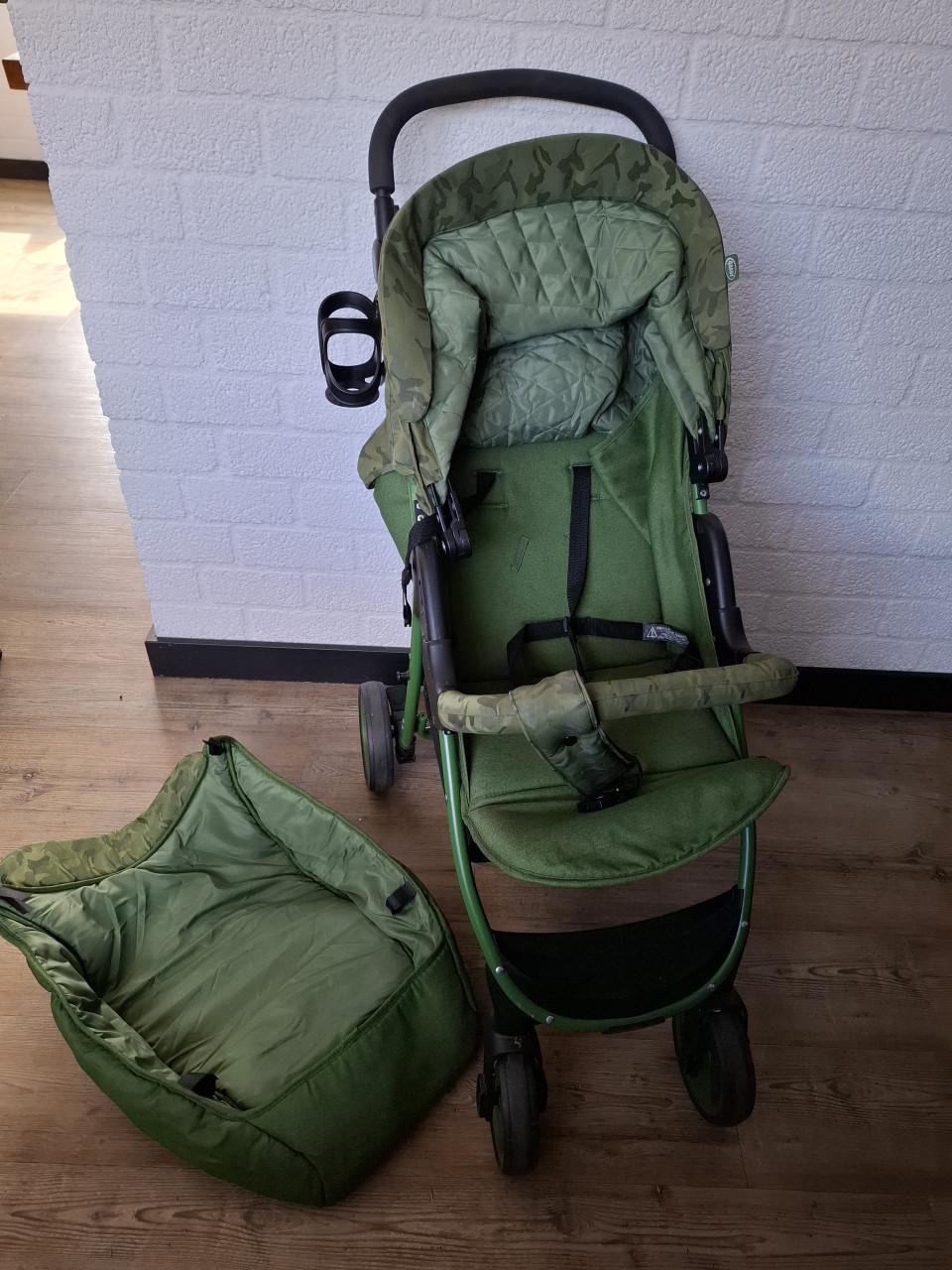 Buggy 4baby inclusief beenzak en regenhoes