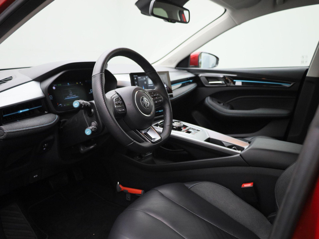 MG 5 standard range luxury 50 kwh | navigatie | leder | apple carplay / and