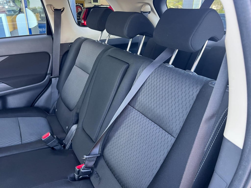 Mitsubishi Outlander 2.0 business edition 7 persoons