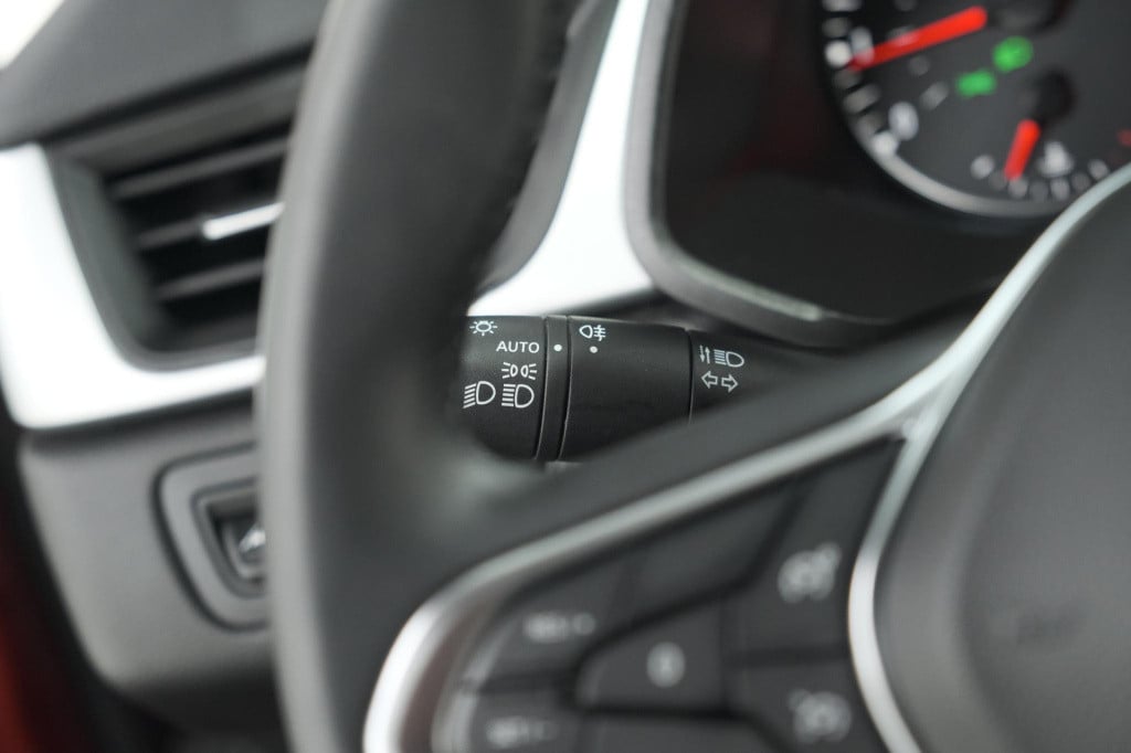 Renault Captur tce 100 zen | apple carplay | cruise control | dab+ radio