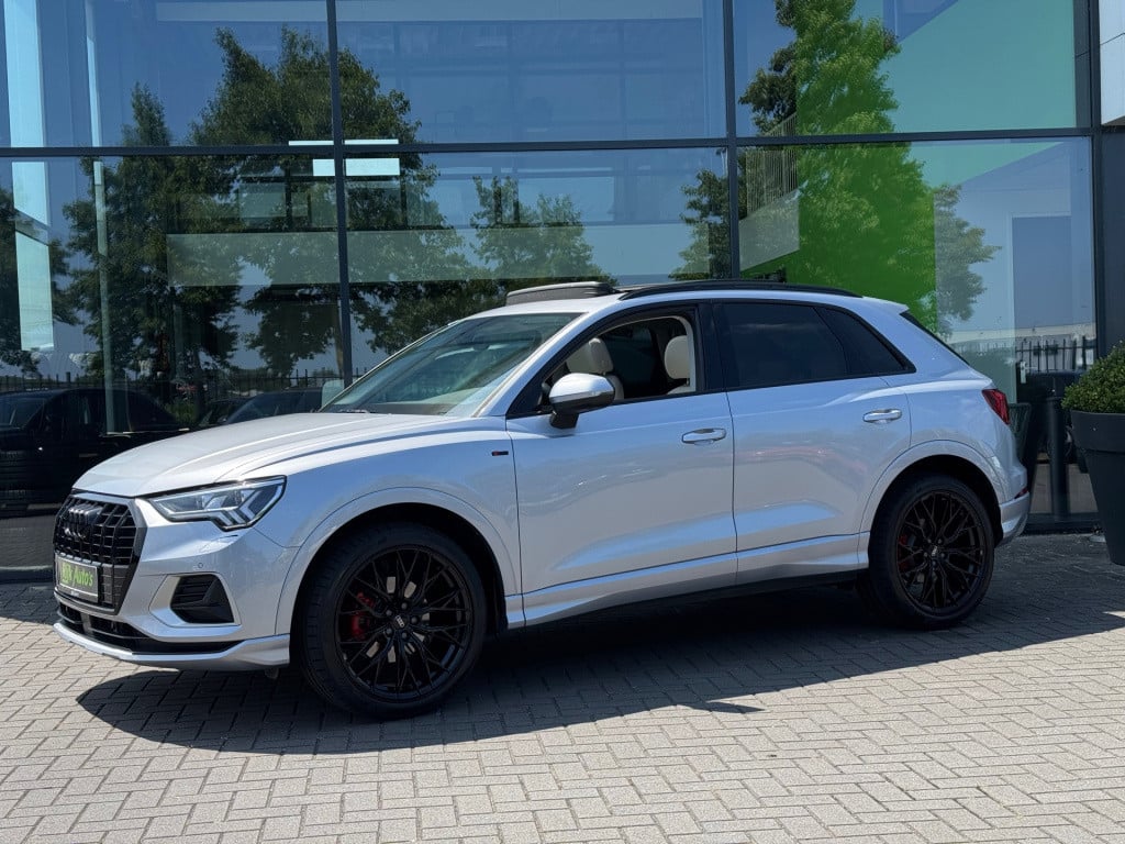 Audi Q3 35 tfsi advanced * panoramadak * matrix led * 360 camera