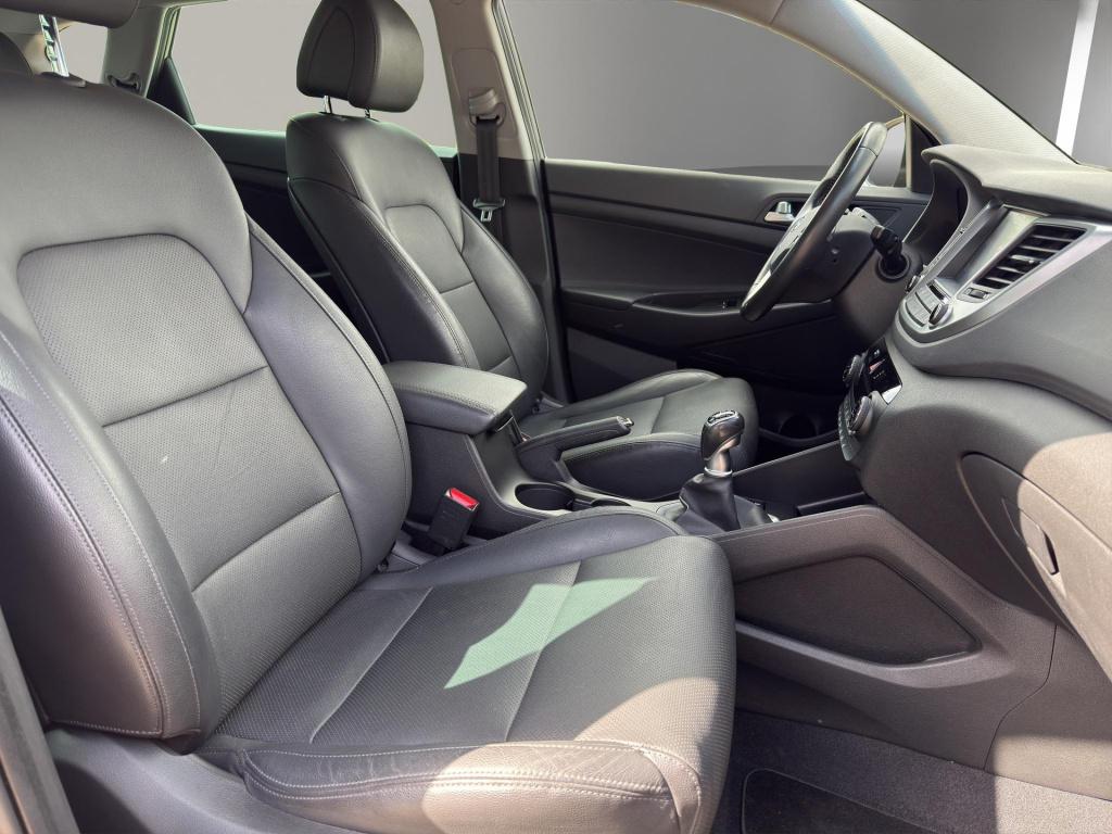 Hyundai Tucson 1.6 t-gdi premium 177pk 1900kg trekken | camera | leder | st