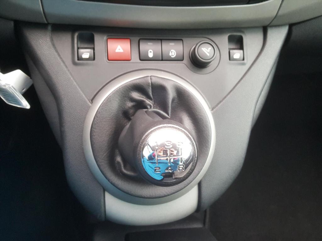 Peugeot Partner 1.6vti-110pk tepee outdoor zenith-dak | trekhaak | panorama