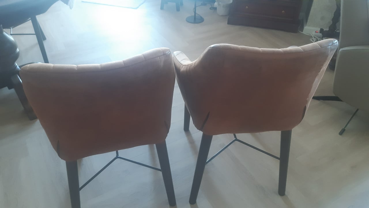 Eetkamer kuipstoelen