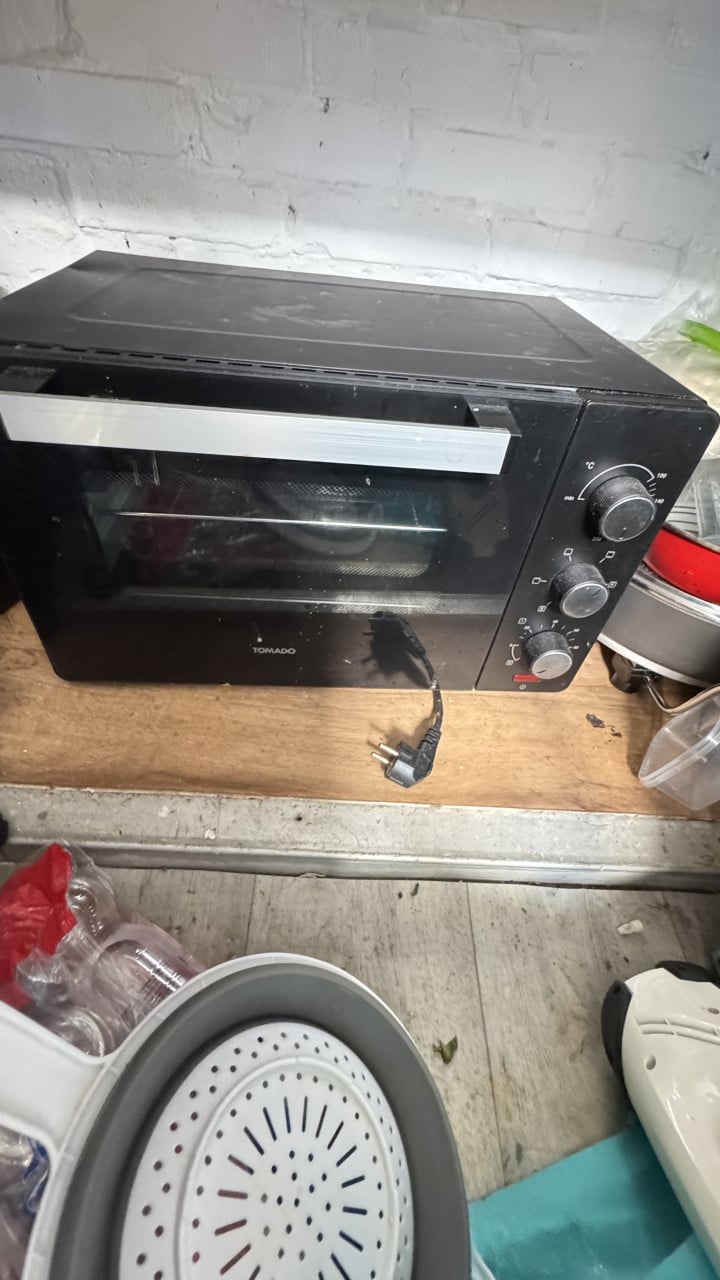 Oven
