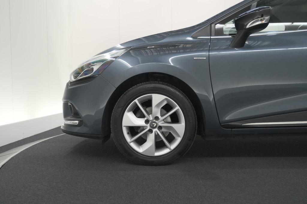 Renault Clio tce 90 limited | trekhaak | navigatie | parkeersensoren