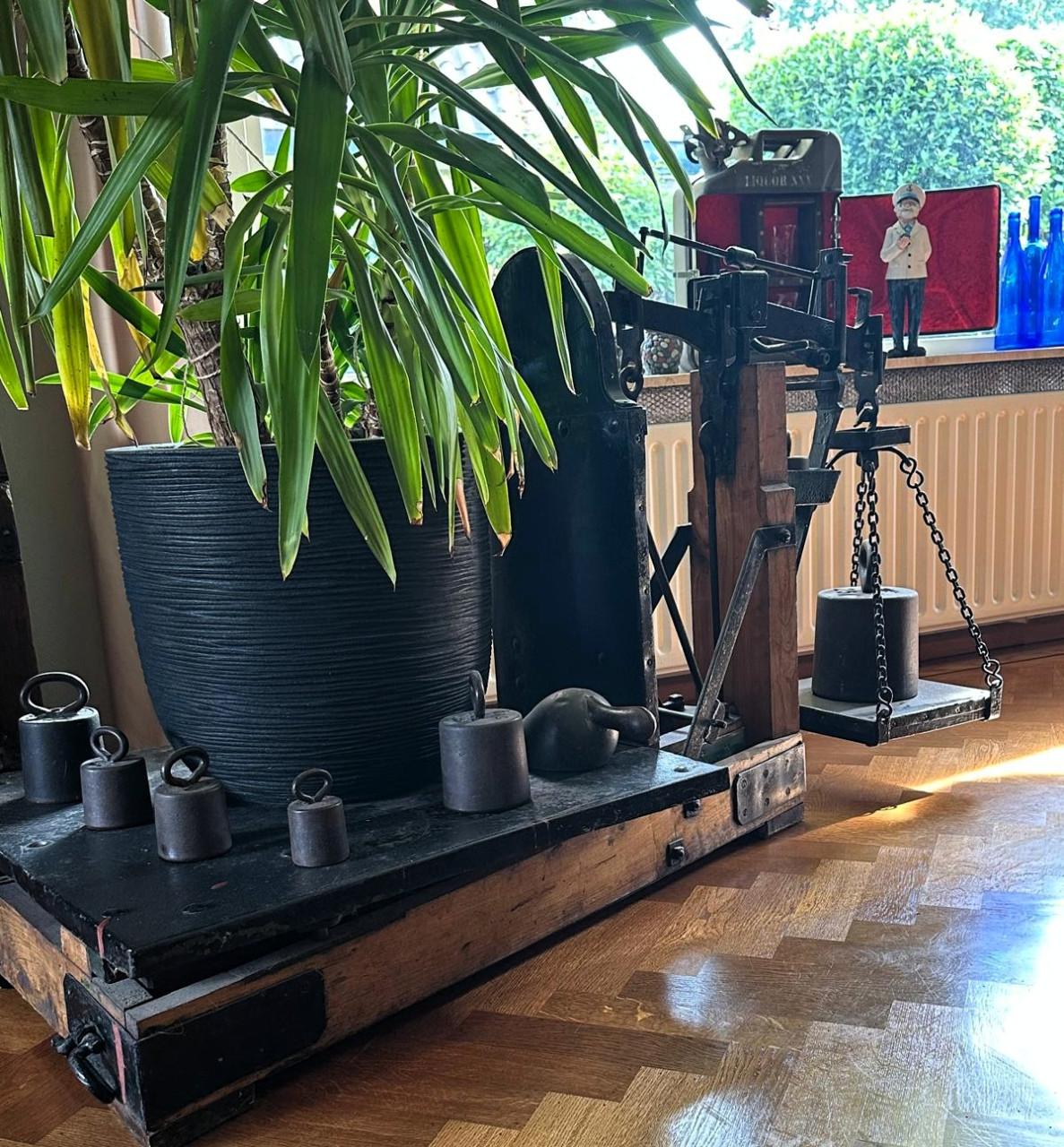 Unieke Industriële Bascule Weegschaal – D. van Halk & Zoon (500 kg) 1945