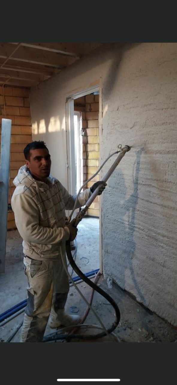 Stucadoor tel 0643737210 Kirilov