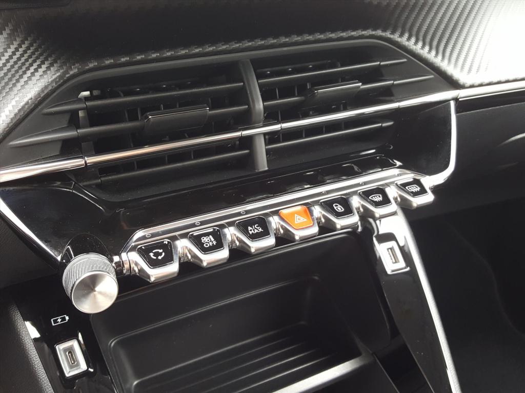 Peugeot 208 1.2 75pk active apple carplay & android auto | navigatie tomtom