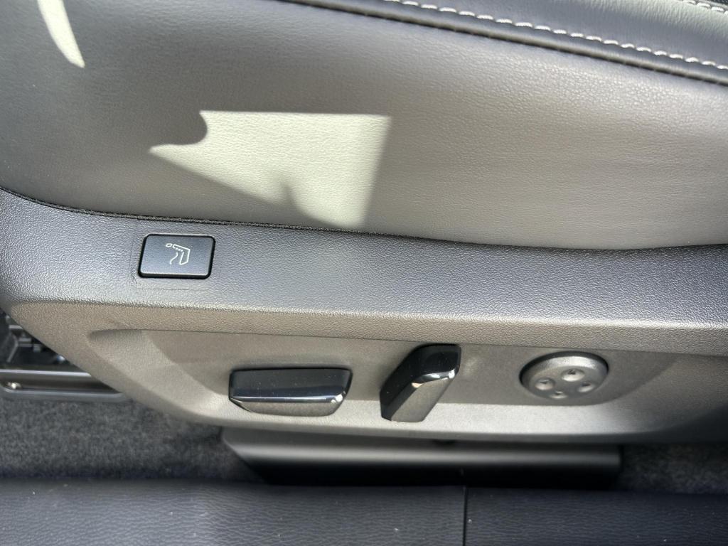Mitsubishi Outlander 2.4 phev black edition
