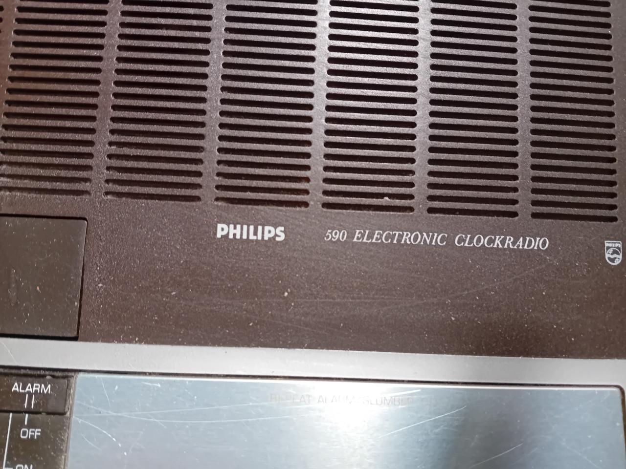 Oude Philips wekker radio