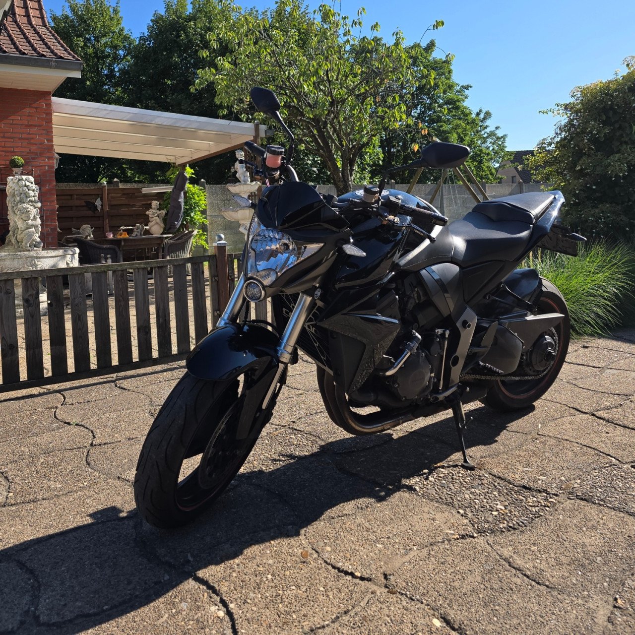 Cb1000r
