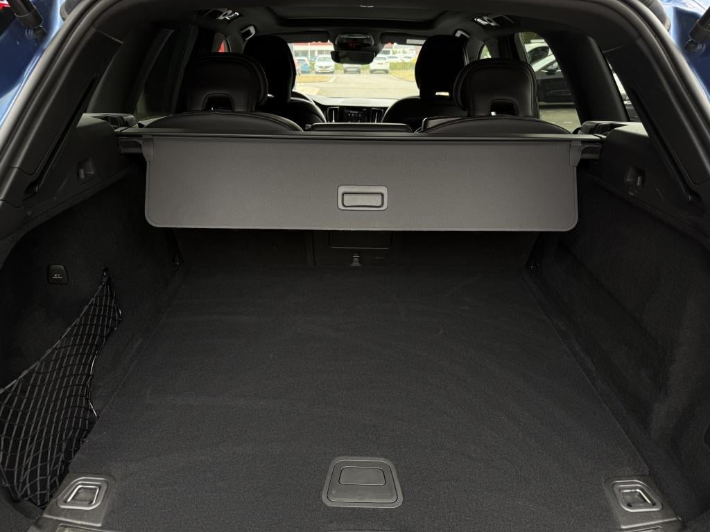Volvo XC60 2.0 t4 r-design - liefhebbersauto! -