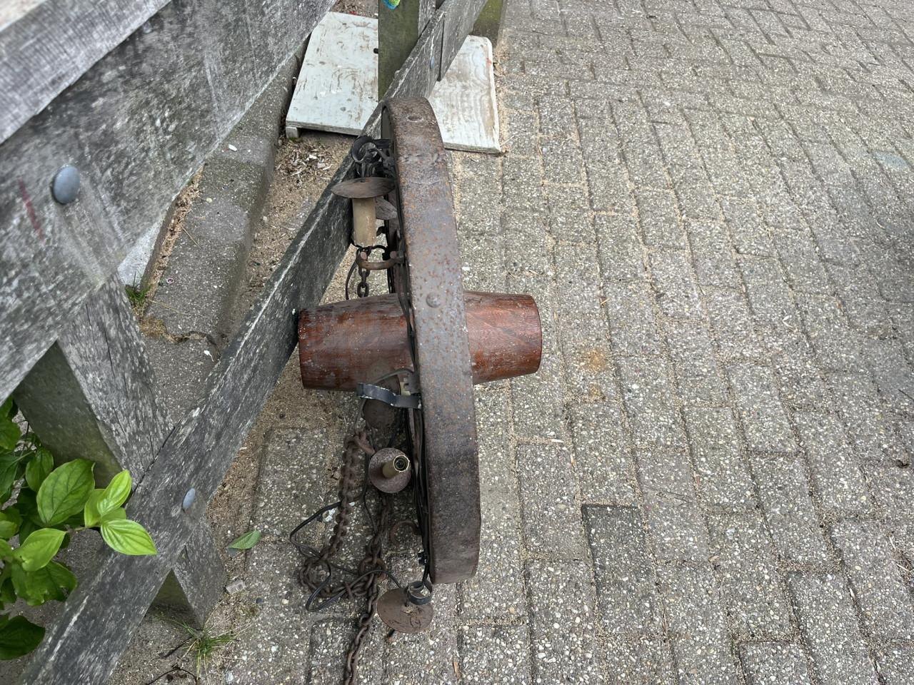 Karrenwiel antiek