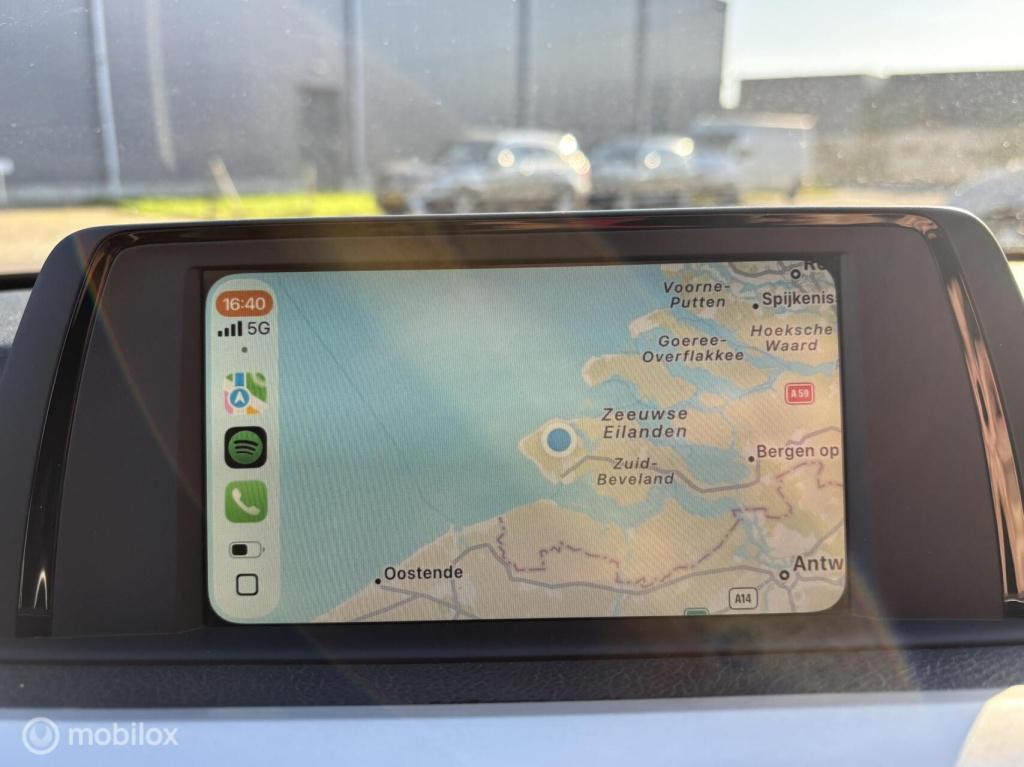 BMW 3-serie touring 316i executive sport apple carplay