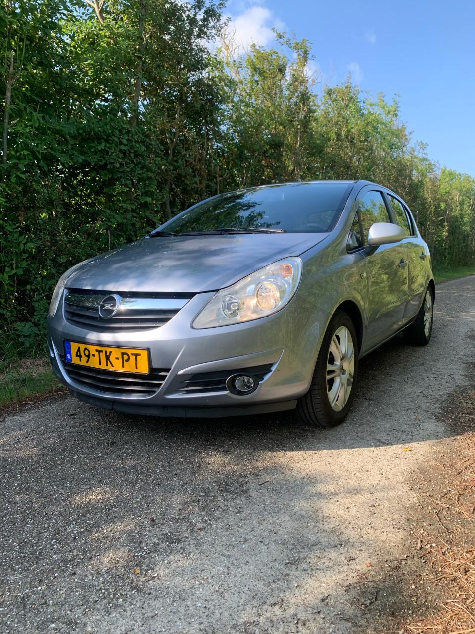 Opel Corsa 14 5deurs