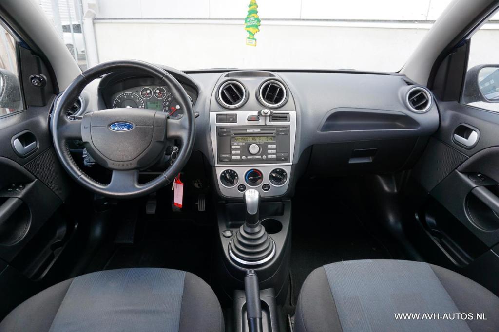 Ford Fiesta 1.4-16v crossroad
