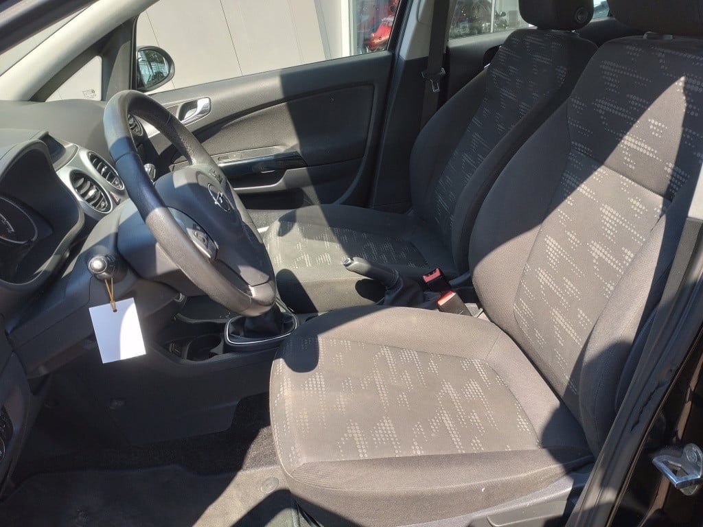 Opel Corsa 1.4-16v edition