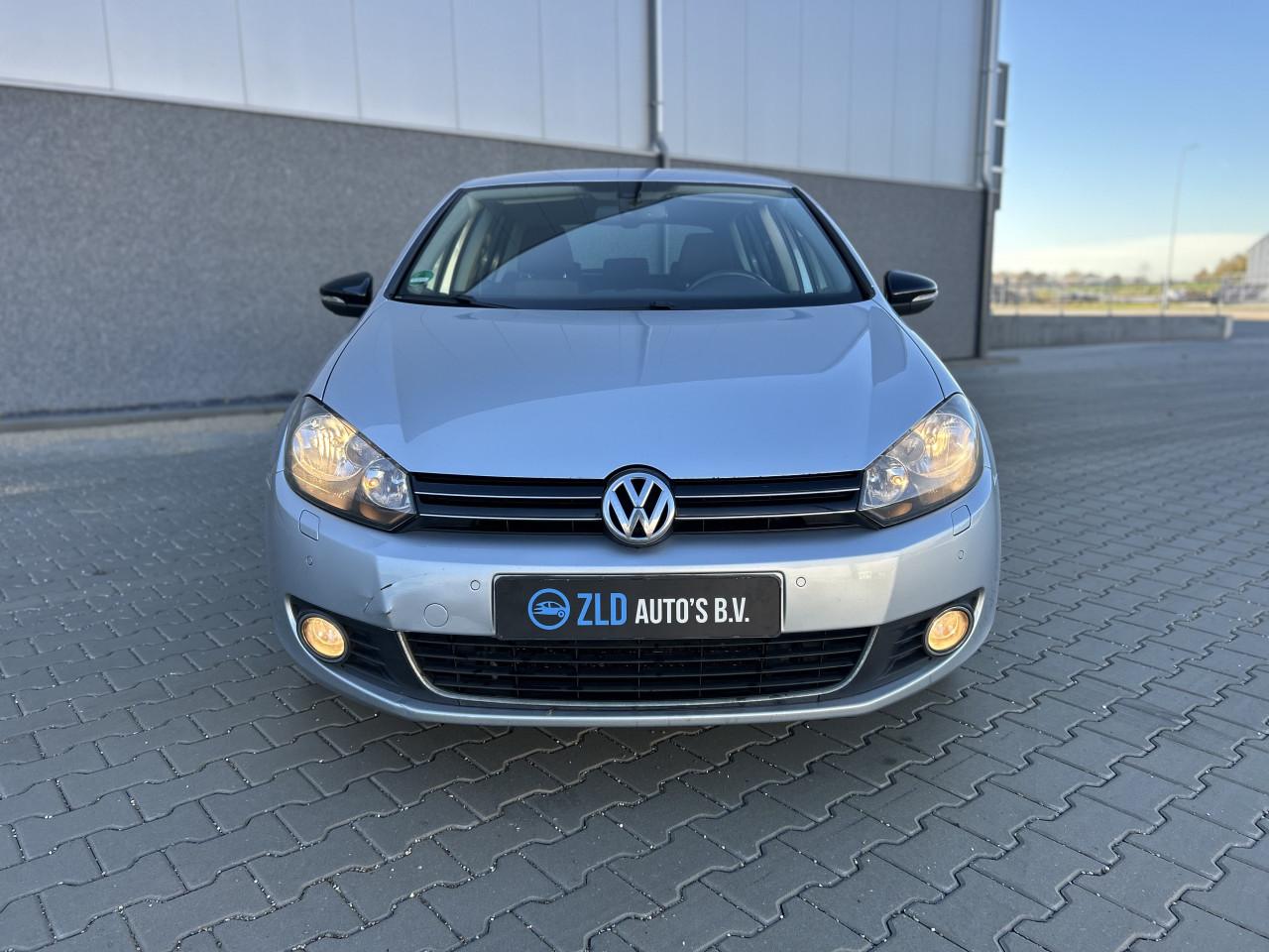 Volkswagen Golf 1.2 TSI Style BlueMotion/CRUISE CONT/CARPLAY