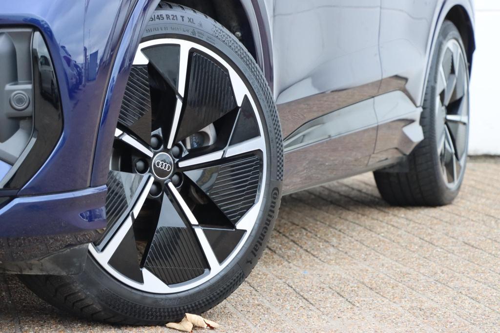 Audi Q4 Sportback E-tron 40 s edition 77 kwh 204pk | soh 98,1% |
