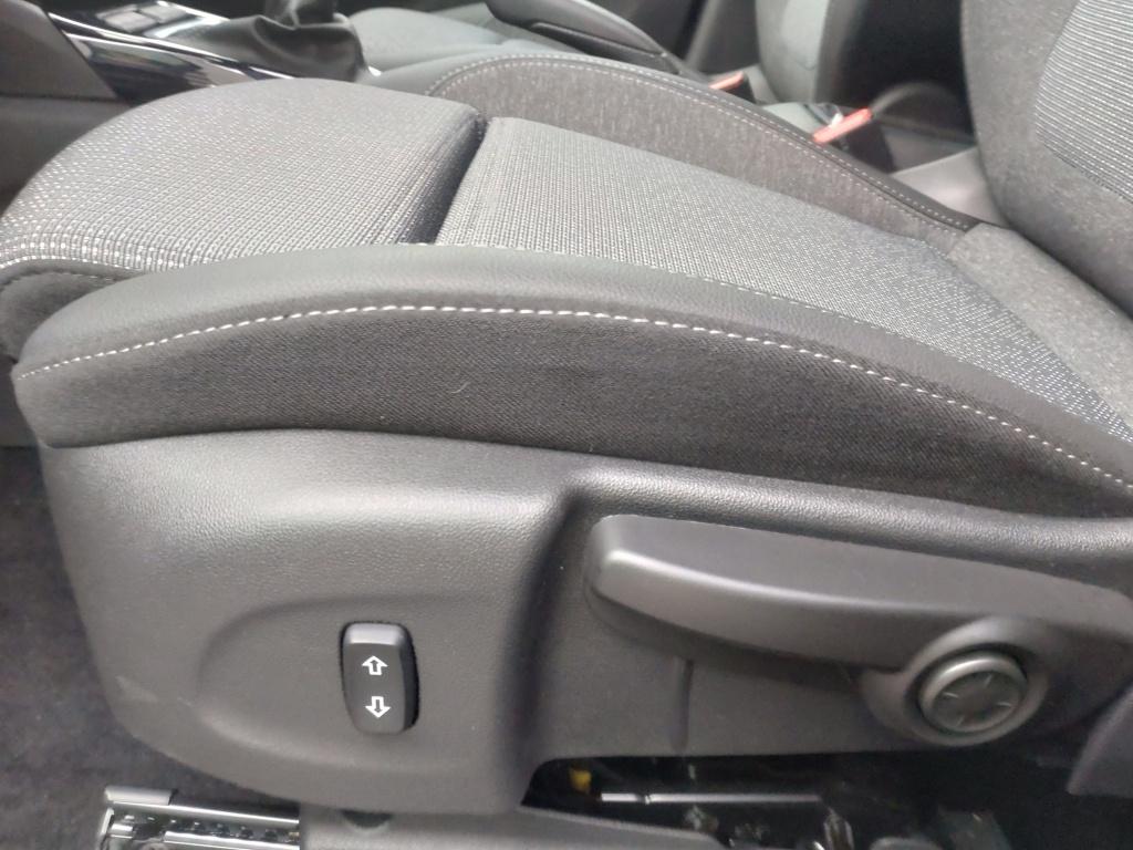 Opel Crossland X 1.2 turbo elegance