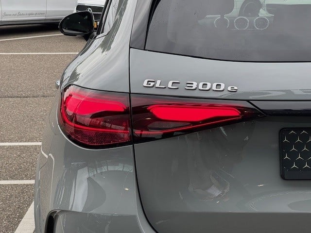 Mercedes-Benz Glc 300e 4matic amg line l panoramadak l night l memory l weg