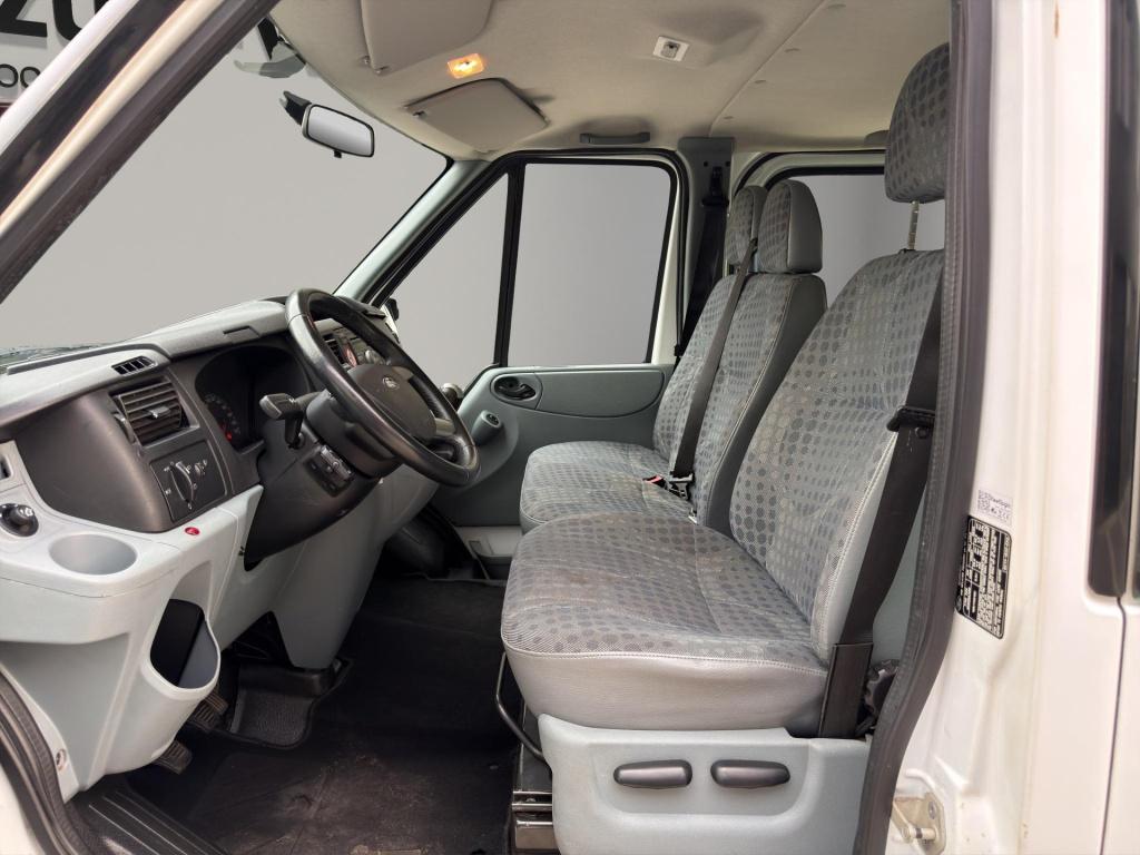 Ford Transit kombi 300s 2.2 tdci 9 persoons airco betto €5950