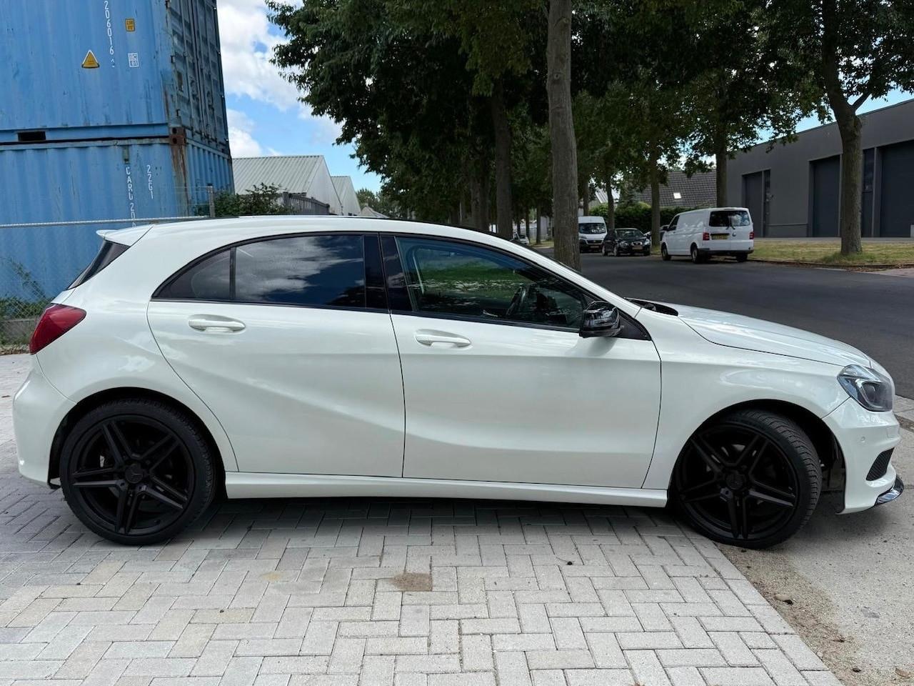 Mercedes-Benz A-klasse - 180 Amg Vol Jaar apk