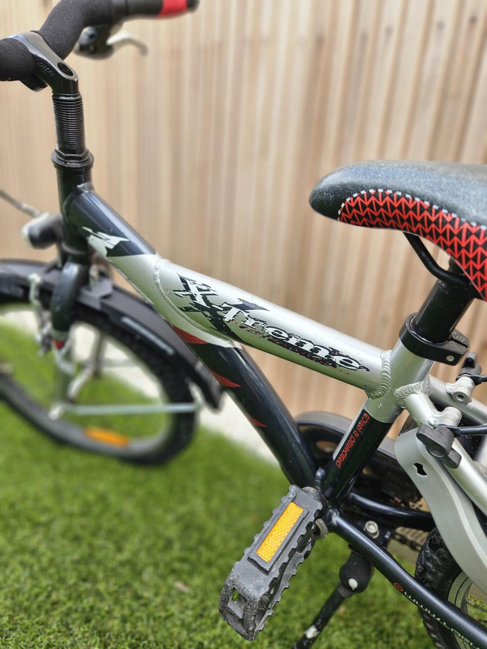 Leuke 18 inch jongensfiets