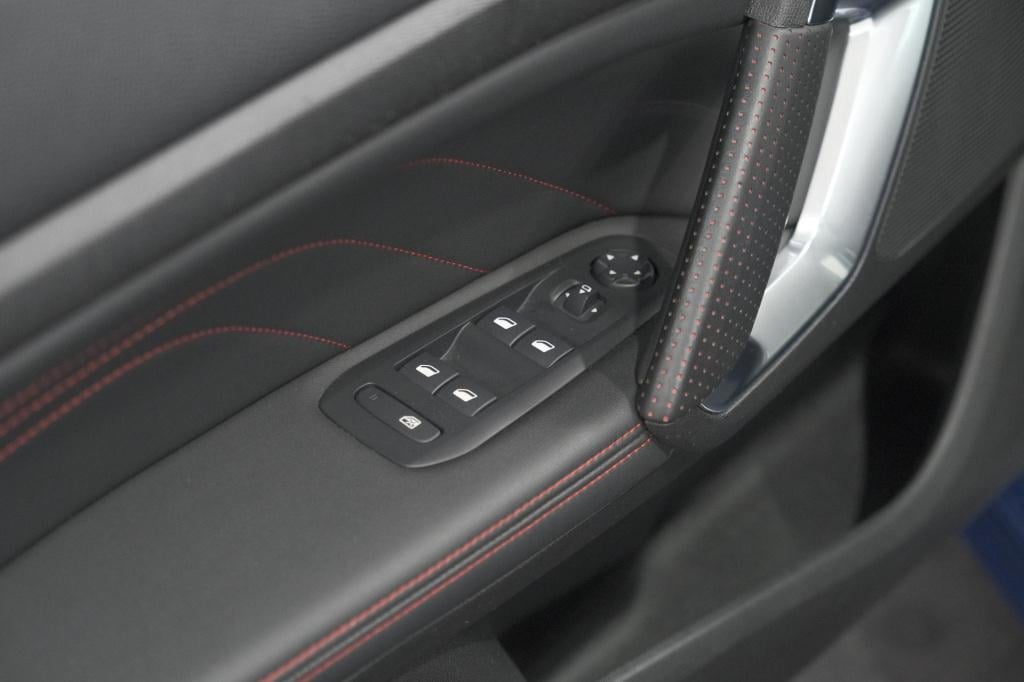 Peugeot 308 sw puretech 130 gt-line | black pack | panoramadak | camera | a